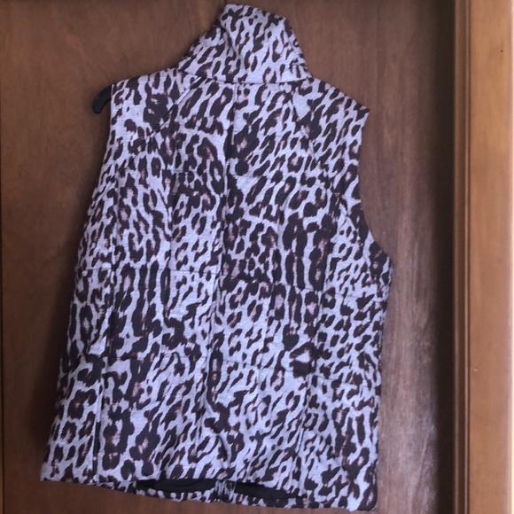 CAbi animal print puffer vest - Picture 3 of 3